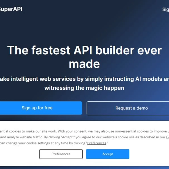 Logo der KI "SuperAPI".